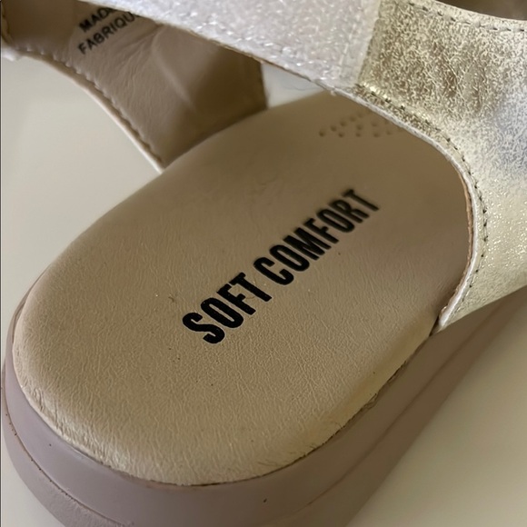 NWOT Soft Comfort Silver and Tan Sandals - Picture 3 of 5